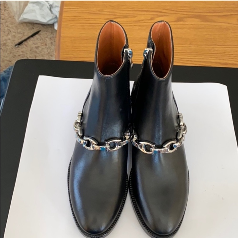 Coach Black Allen Ankle Leather Size 5 Boots With Silver Signature C Chain NIB - Picture 6 of 12